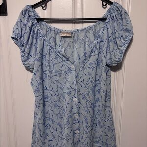 Divine USA Light Blue Floral Button-Front Puff Sleeve Top